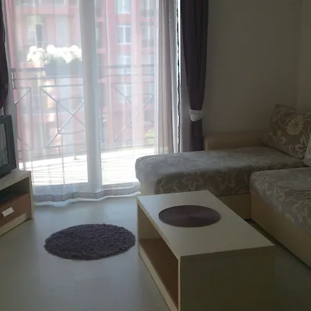 In Rainbow Complex Appartement