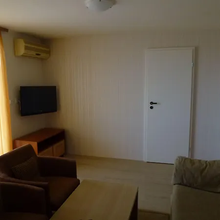 Apartment In Rainbow Complex Nesebar
