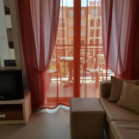 Apartment In Rainbow Complex Nesebar