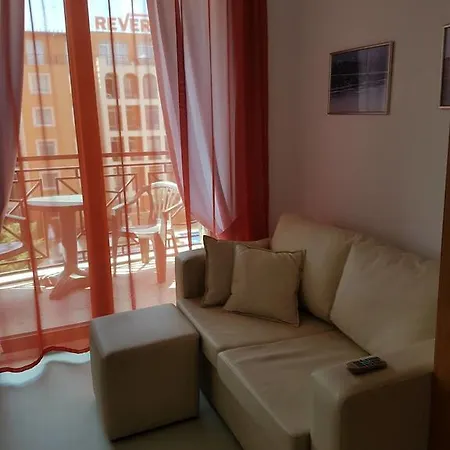 Apartment In Rainbow Complex *
