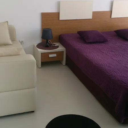 Apartment In Rainbow Complex *