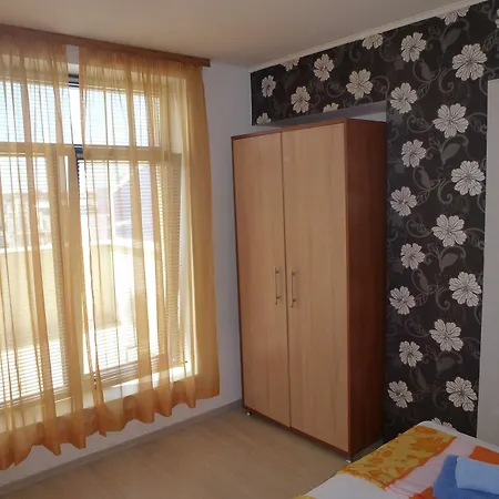 Apartment In Rainbow Complex Nesebar