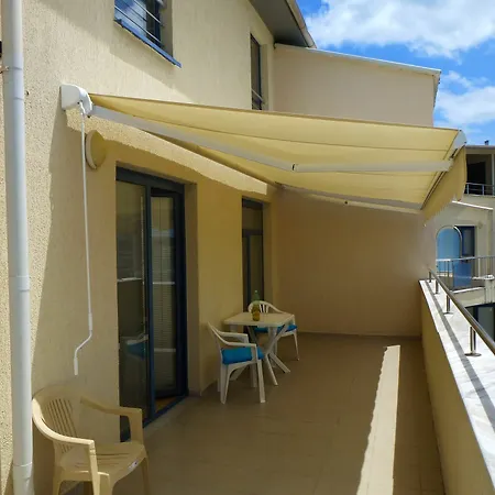 In Rainbow Complex Apartment